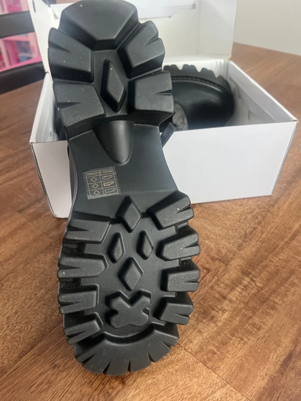 Dream Pairs Black Chunky Mary Jane with Treaded Sole